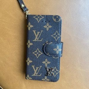 Folio case for Iphone 11 pro